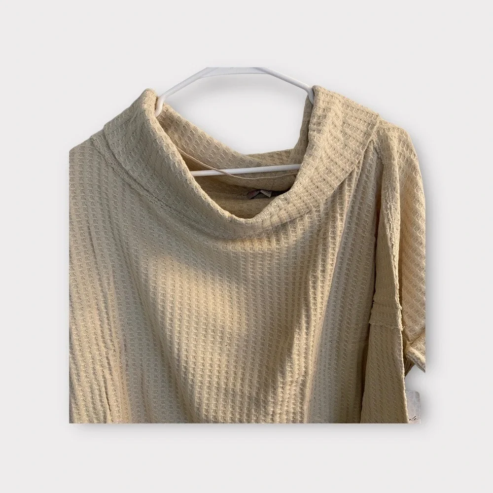 Free People Stone Cold Juicy Long Sleeve Thermal S Cowl‎ Neck Shirt Sz M - Picture 2 of 10